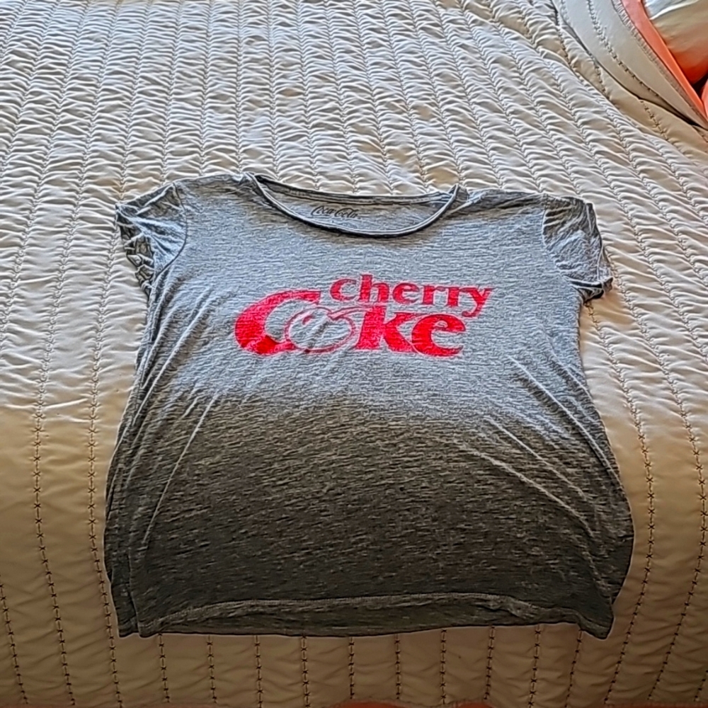 Women's tshirt